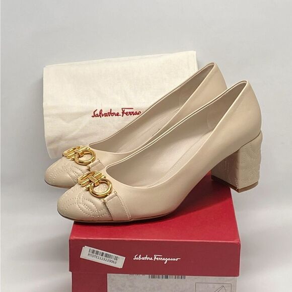 Ferragamo Garda Gancini Leather Pumps size 10 - Picture 10 of 12